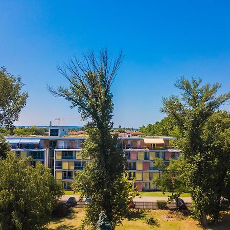 MF Villa Azúr Wellness Apartment Siófok Exterior foto
