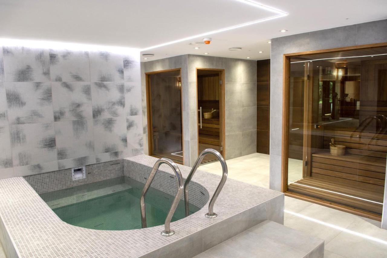 MF Villa Azúr Wellness Apartment Siófok Exterior foto